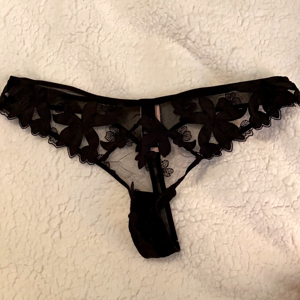 Victoria’s Secret Luxe Thong
